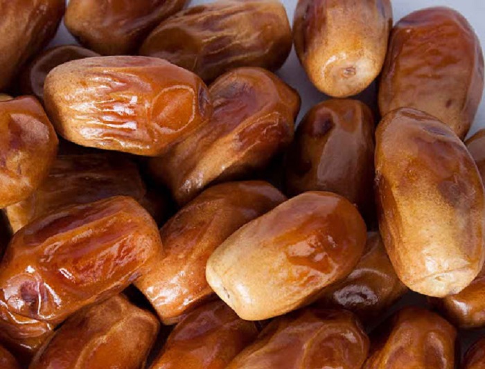 قیمت خرید خرما ۴۵۰ گرمی زاهدی ساغر عمده به صرفه و ارزان